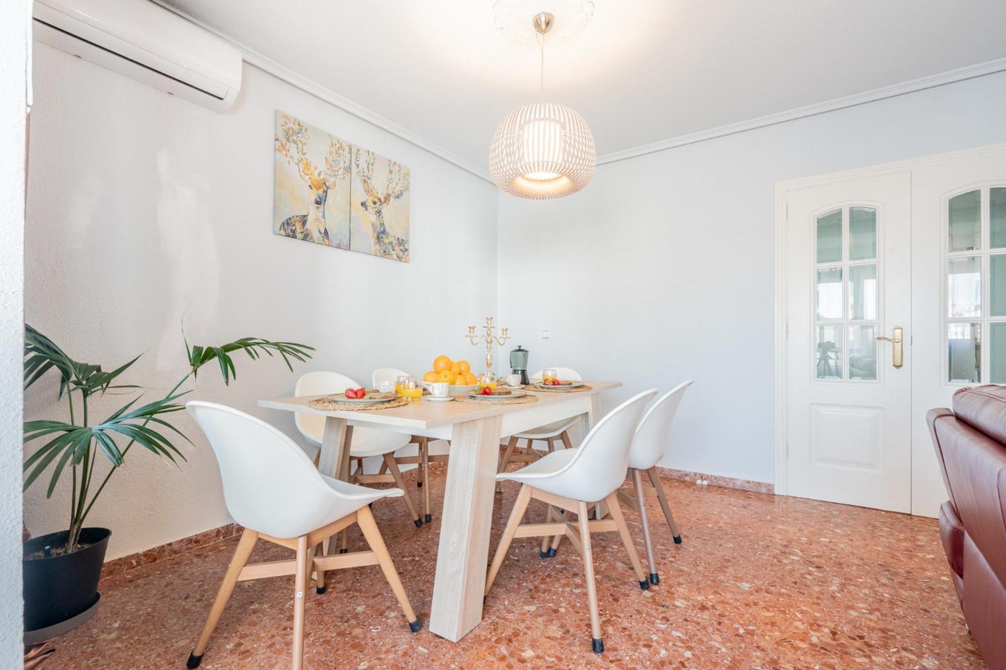 Apartamento Familiar En Avenida Del Puerto Валенсия Экстерьер фото