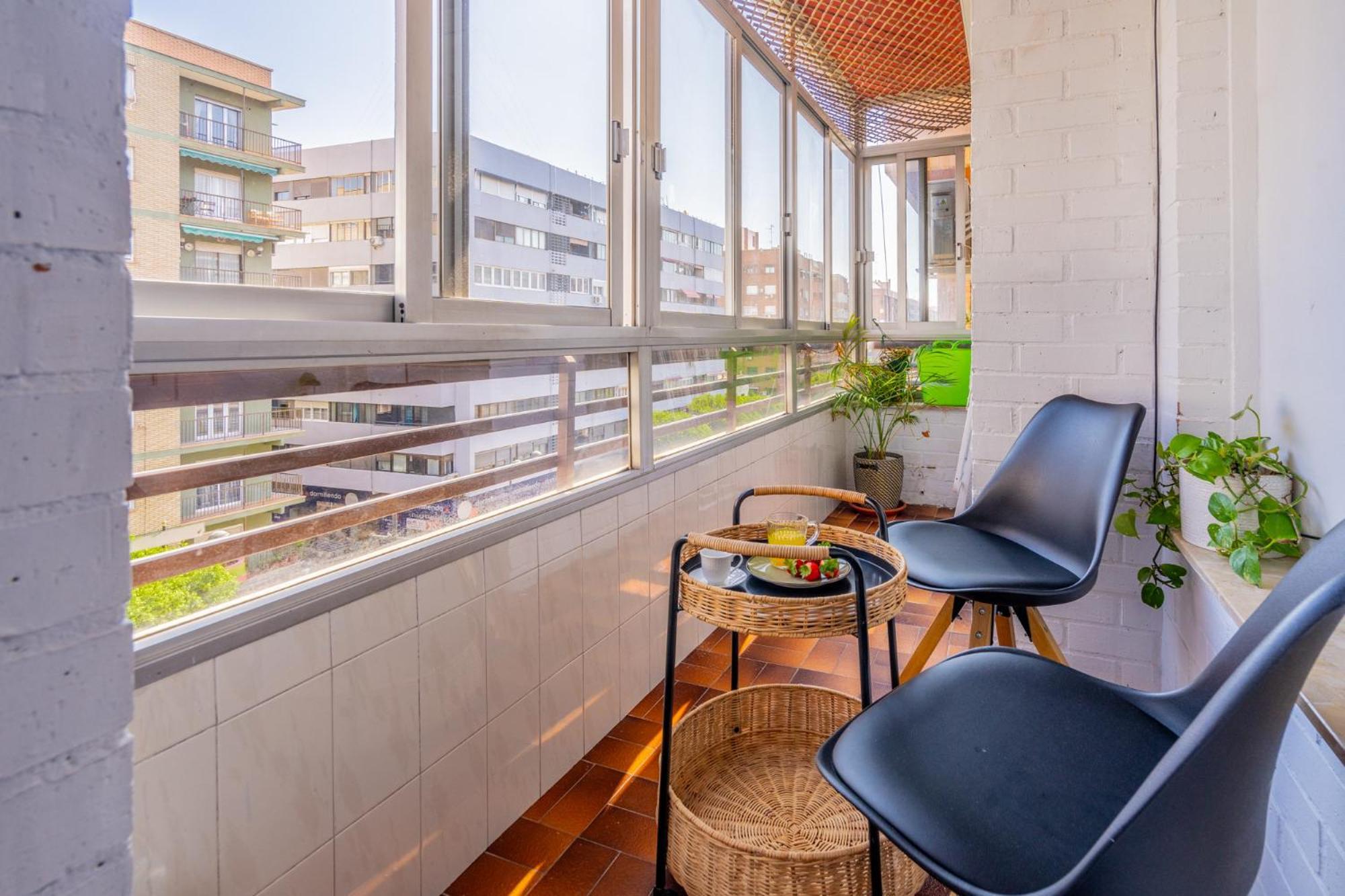 Apartamento Familiar En Avenida Del Puerto Валенсия Экстерьер фото